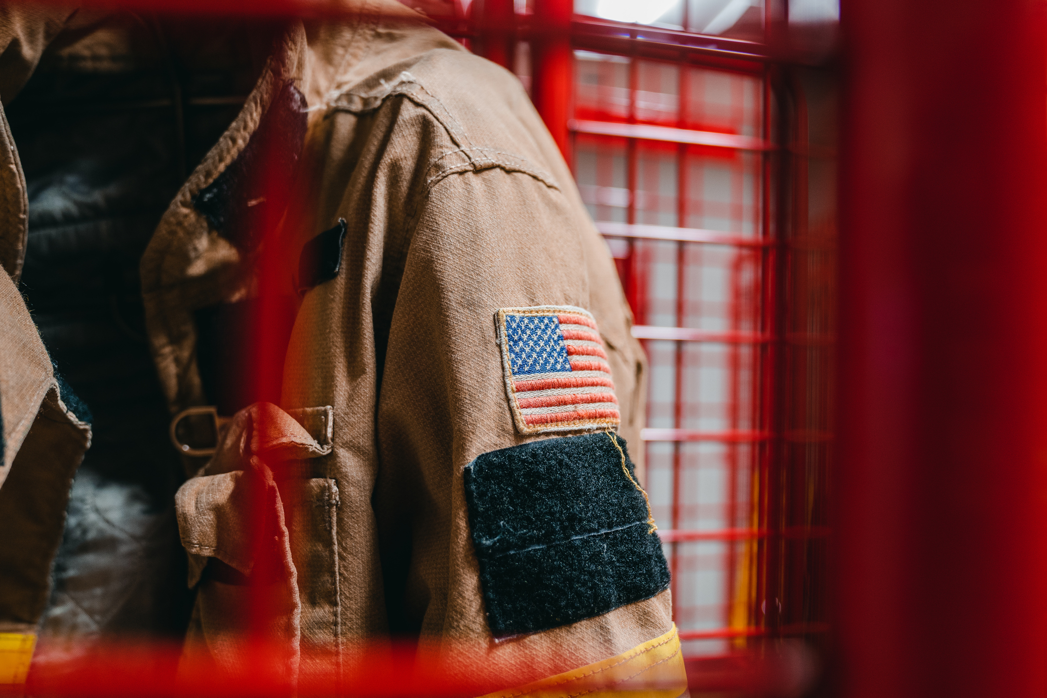 Featured image for “Advanced Liquid CO2 Cleaning for Next-Gen Lightweight, Heat-Resistant Firefighter Gear”